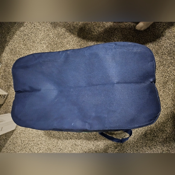 NWT Igloo Picnic Tote - Picture 3 of 6